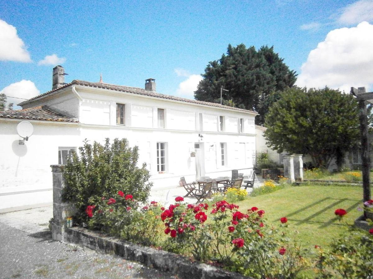 Bed and Breakfast Le Charhido Saint-Fort-sur-Gironde Экстерьер фото